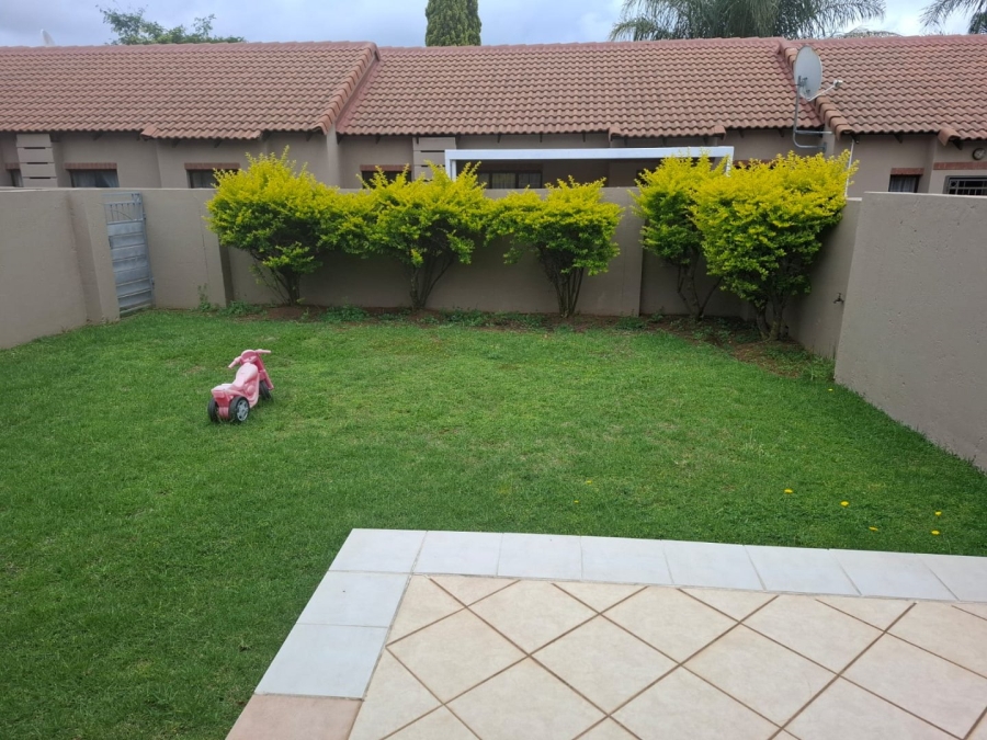 2 Bedroom Property for Sale in Mooikloof Ridge Gauteng