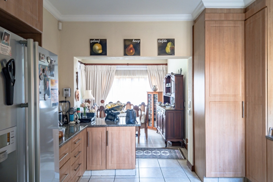 4 Bedroom Property for Sale in Amberfield Manor Gauteng