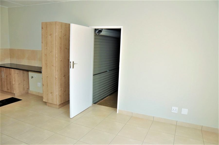 To Let  Bedroom Property for Rent in Hazeldean Gauteng