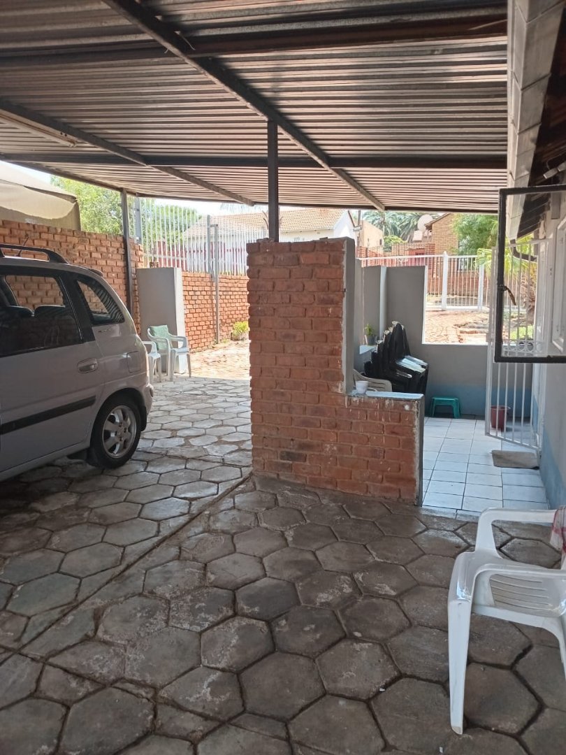 3 Bedroom Property for Sale in Lotus Gardens Gauteng