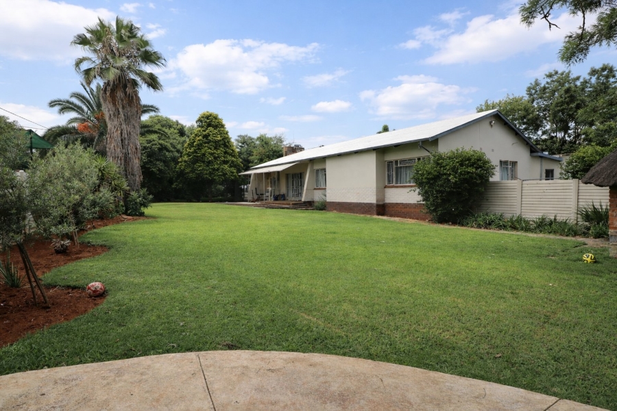 3 Bedroom Property for Sale in Valhalla Gauteng