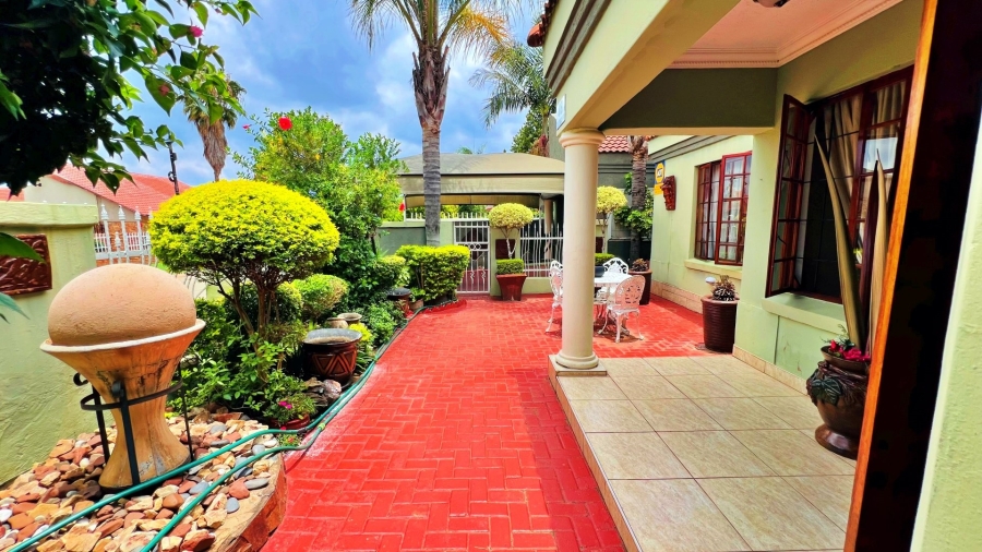 3 Bedroom Property for Sale in Eersterust Gauteng