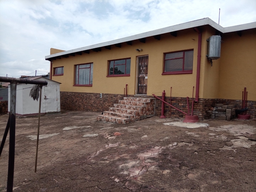 3 Bedroom Property for Sale in Soshanguve AA Gauteng