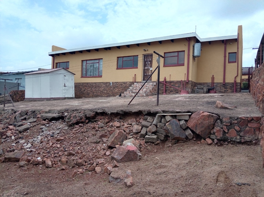 3 Bedroom Property for Sale in Soshanguve AA Gauteng