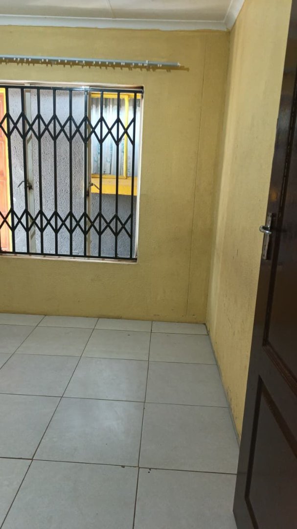 To Let  Bedroom Property for Rent in Rosslyn Gauteng