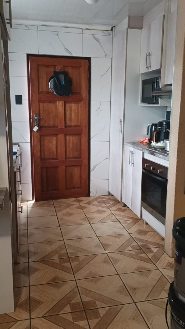 To Let  Bedroom Property for Rent in Rosslyn Gauteng