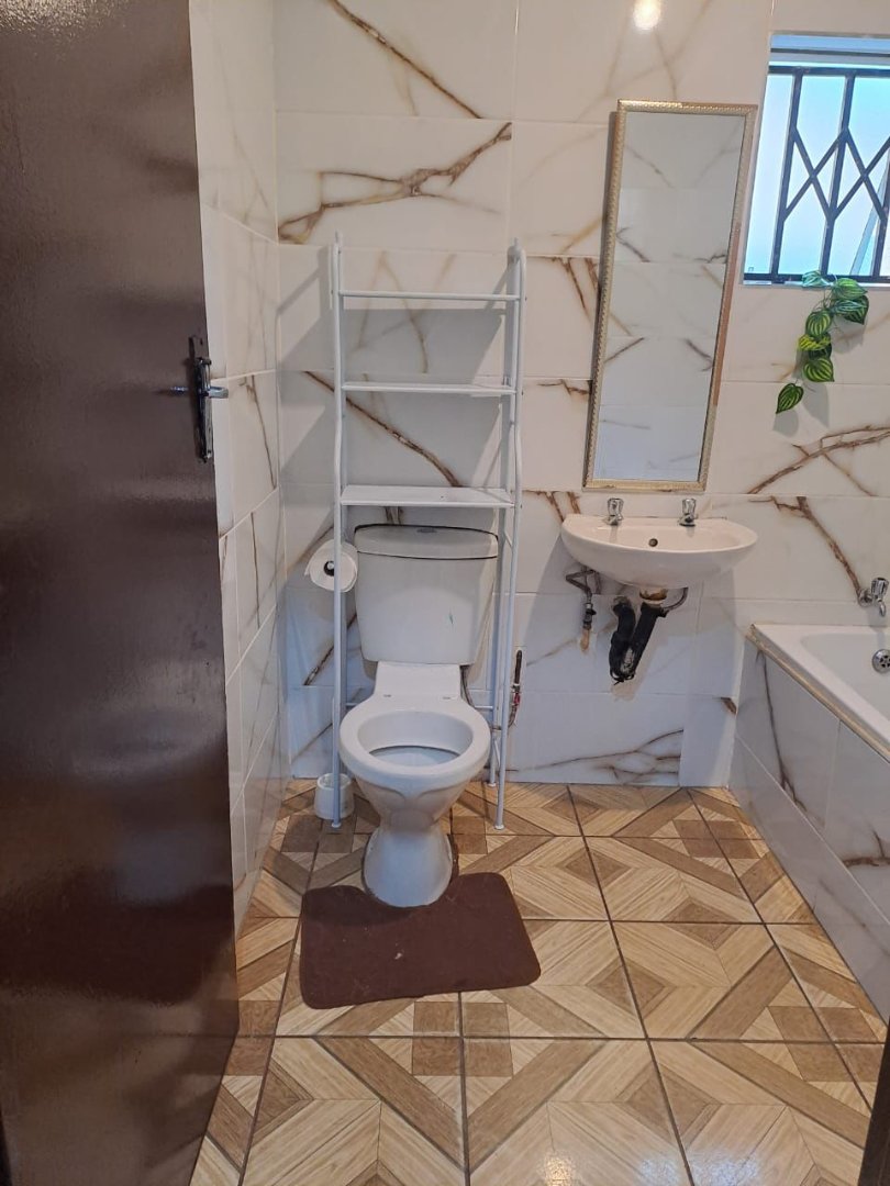 To Let  Bedroom Property for Rent in Rosslyn Gauteng