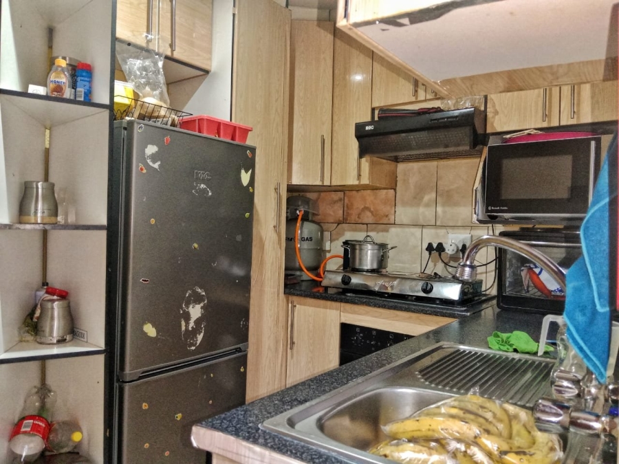 To Let  Bedroom Property for Rent in Rosslyn Gauteng