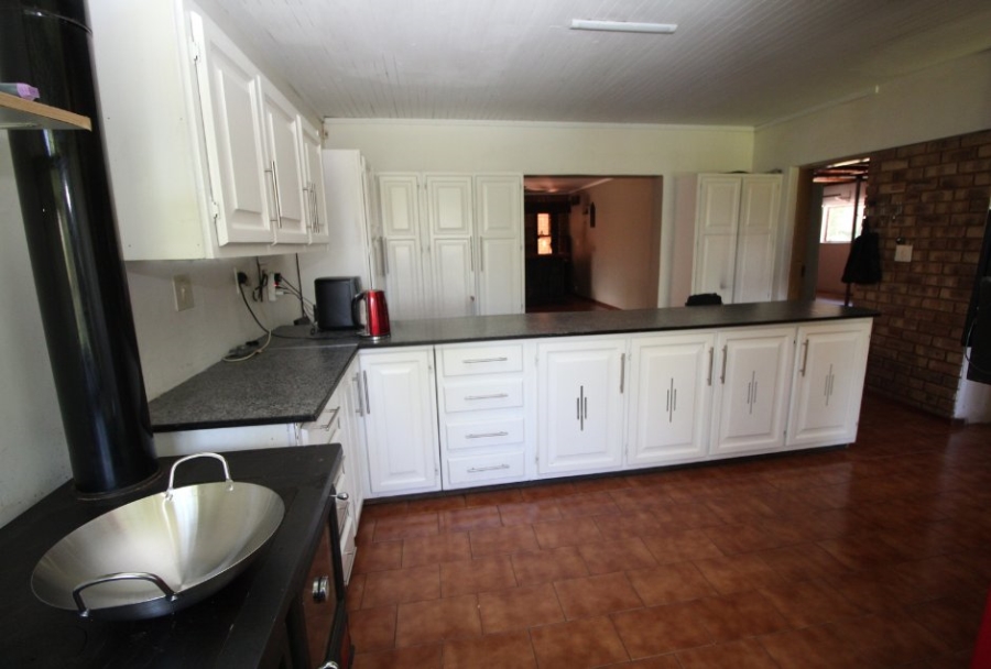 To Let commercial Property for Rent in Raslouw A H Gauteng