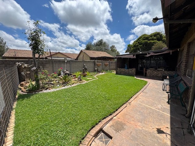 4 Bedroom Property for Sale in Pomona Gauteng