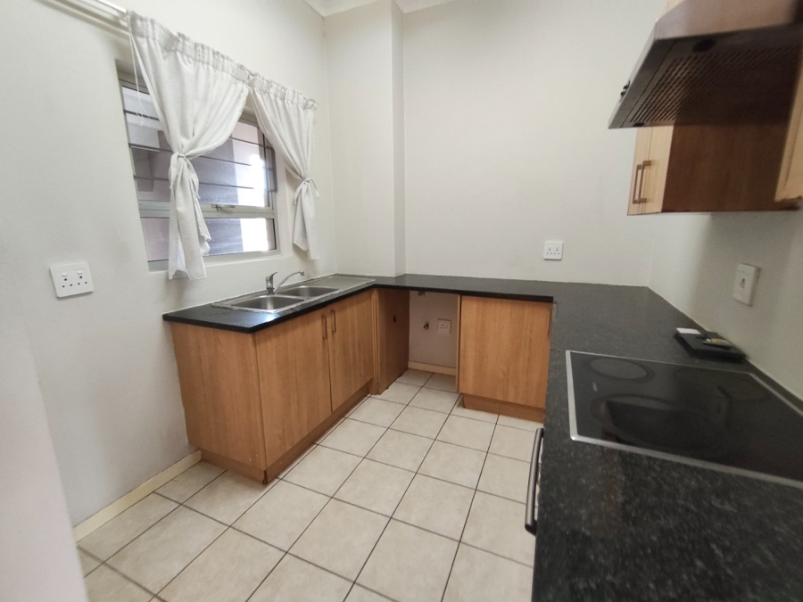 To Let 2 Bedroom Property for Rent in Blackheath Gauteng
