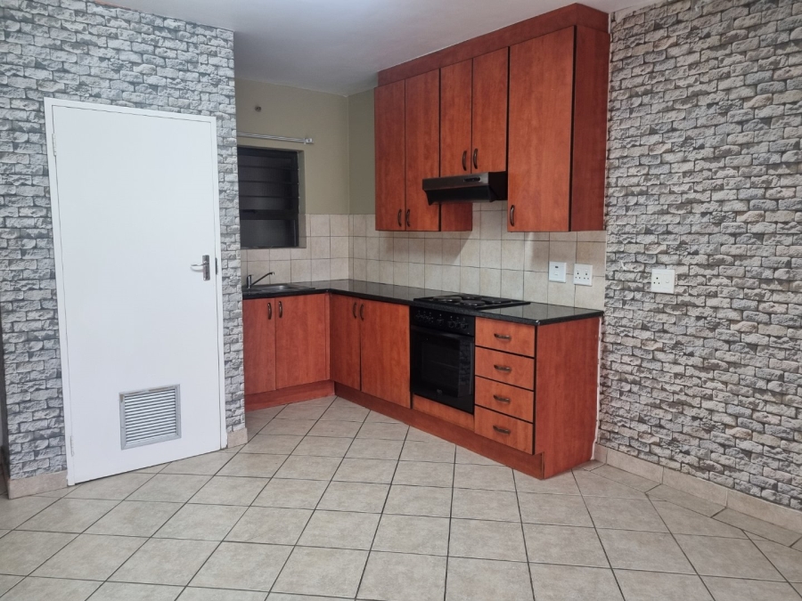 1 Bedroom Property for Sale in Oukraal Estate Gauteng
