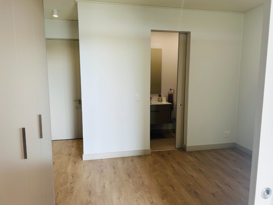 1 Bedroom Property for Sale in Rosebank Gauteng