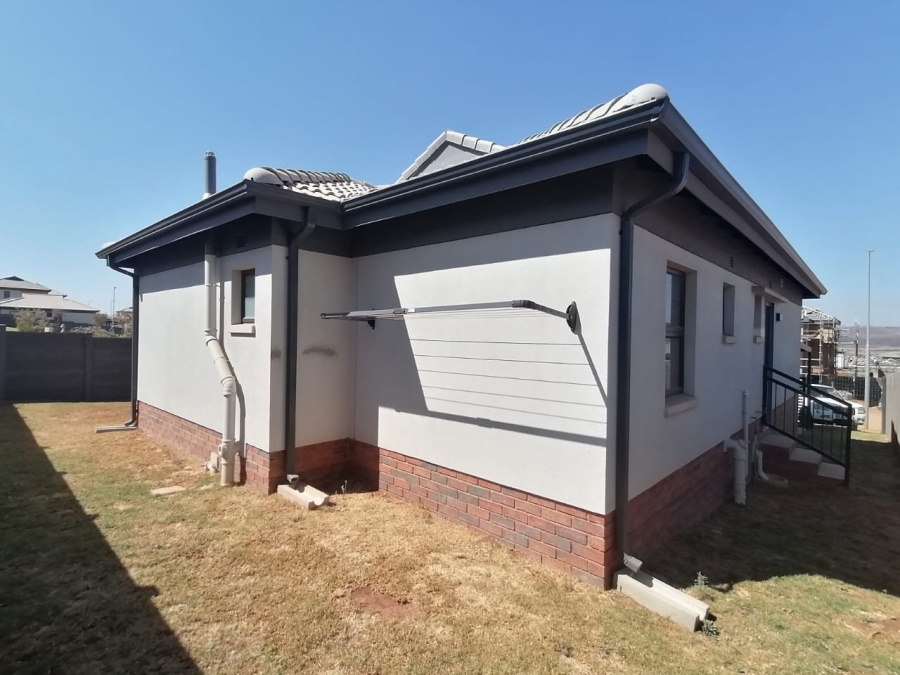 To Let 3 Bedroom Property for Rent in Danville Gauteng