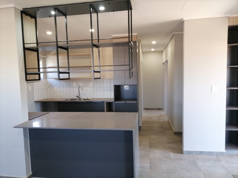 To Let 3 Bedroom Property for Rent in Danville Gauteng