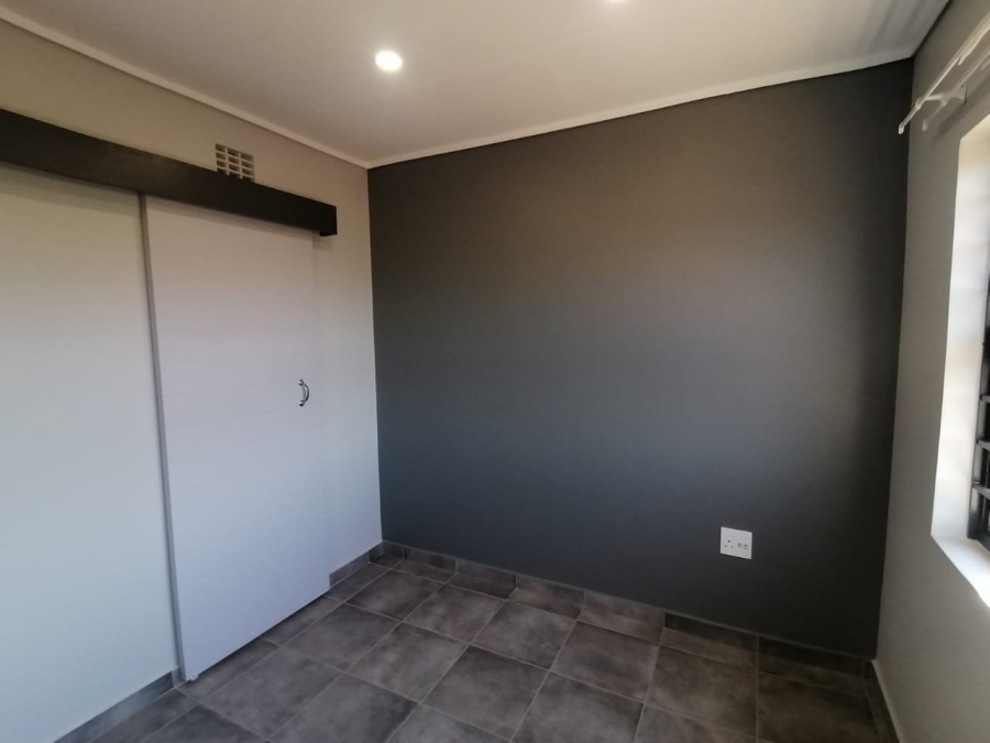 To Let 3 Bedroom Property for Rent in Danville Gauteng