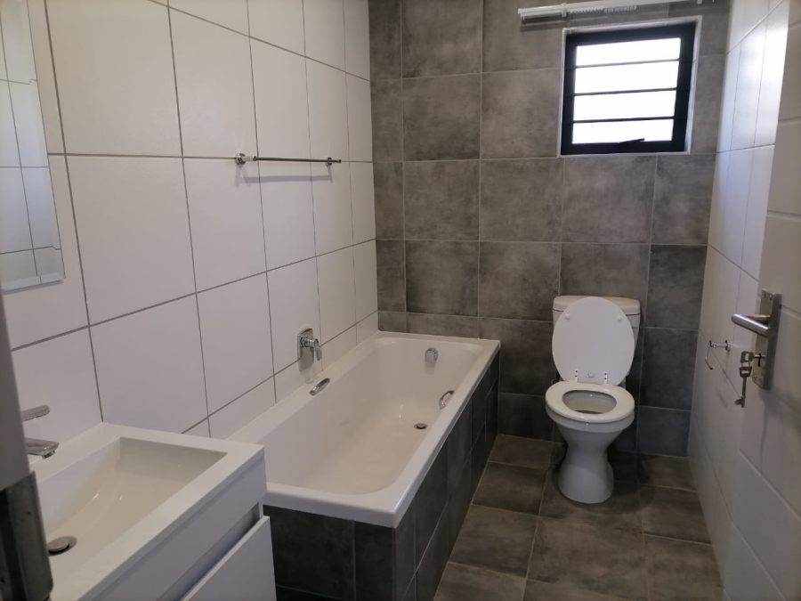 To Let 3 Bedroom Property for Rent in Danville Gauteng