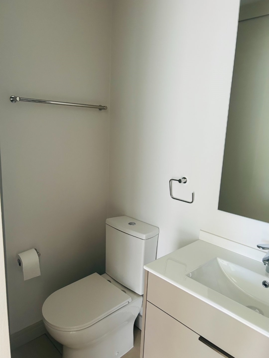 1 Bedroom Property for Sale in Rosebank Gauteng