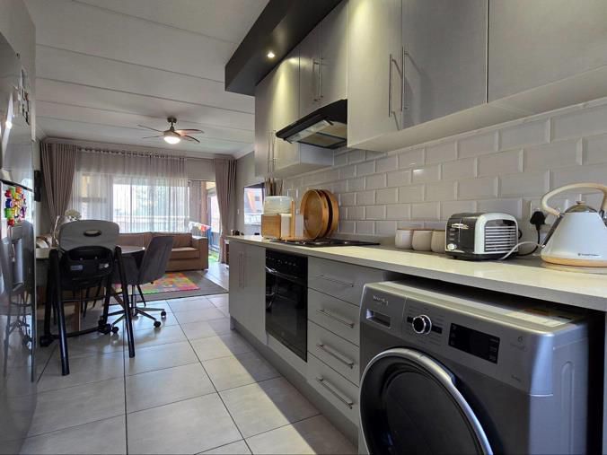 2 Bedroom Property for Sale in Klipfontein Gauteng