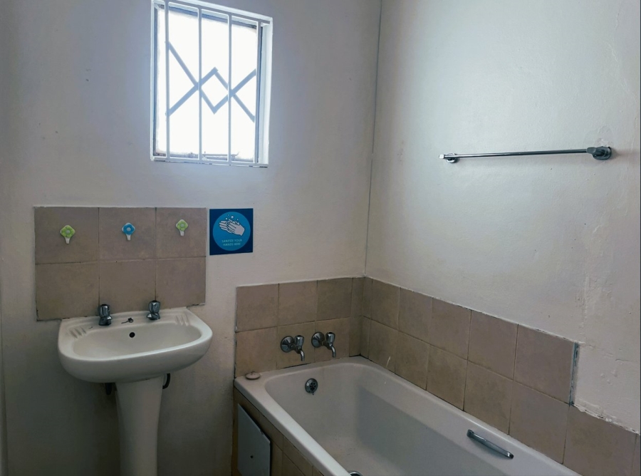 5 Bedroom Property for Sale in Cosmo City Gauteng