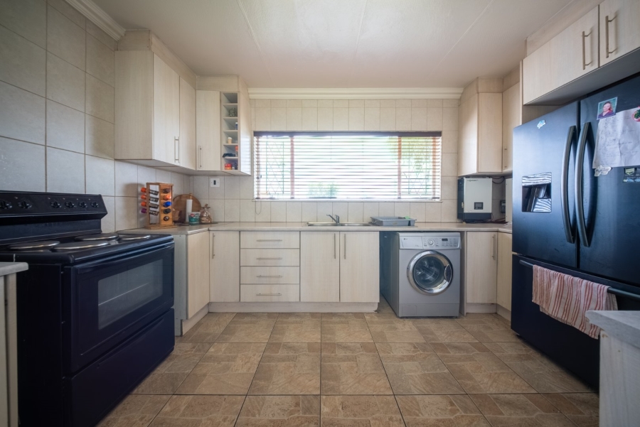 3 Bedroom Property for Sale in Klopperpark Gauteng