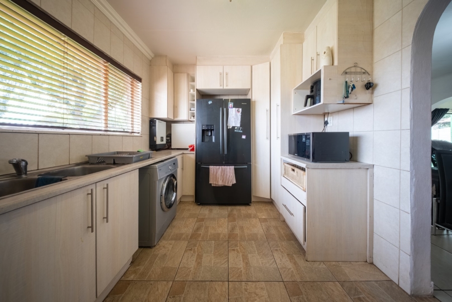 3 Bedroom Property for Sale in Klopperpark Gauteng