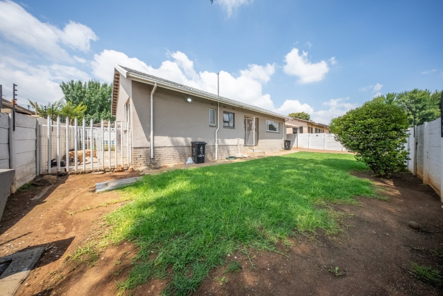 3 Bedroom Property for Sale in Klopperpark Gauteng