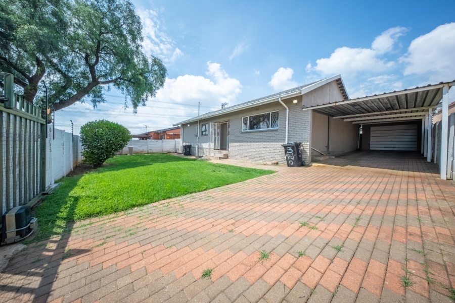 3 Bedroom Property for Sale in Klopperpark Gauteng