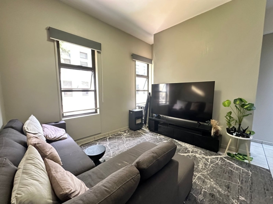 1 Bedroom Property for Sale in Rosebank Gauteng