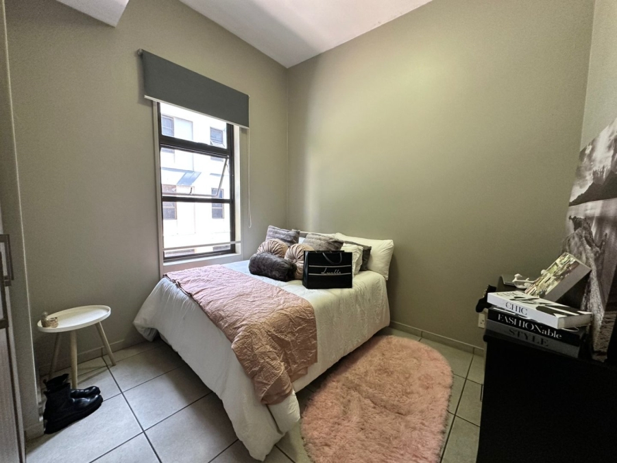 1 Bedroom Property for Sale in Rosebank Gauteng