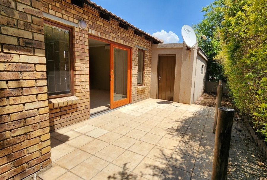2 Bedroom Property for Sale in Arundo Estate Gauteng