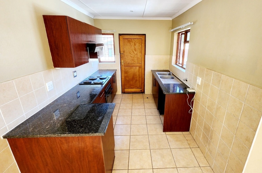 2 Bedroom Property for Sale in Arundo Estate Gauteng