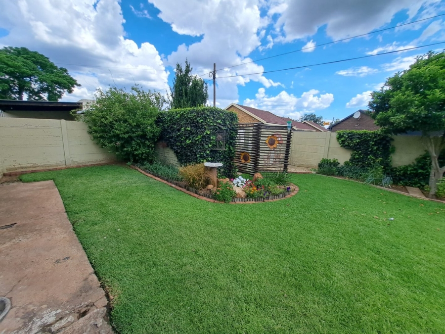4 Bedroom Property for Sale in Ferryvale Gauteng