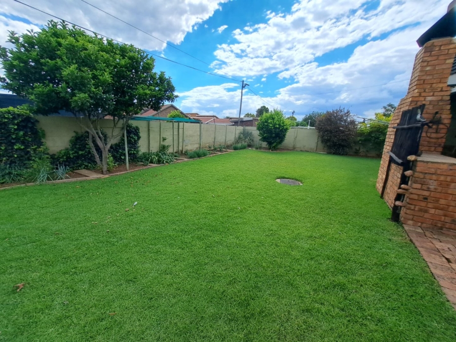 4 Bedroom Property for Sale in Ferryvale Gauteng