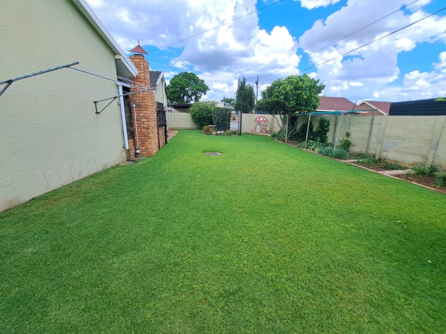4 Bedroom Property for Sale in Ferryvale Gauteng