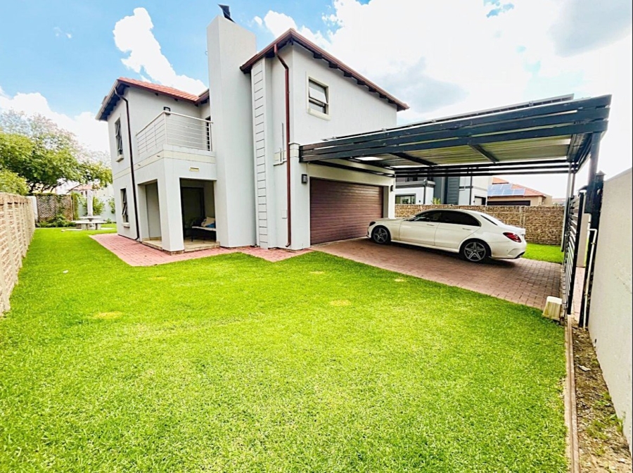 3 Bedroom Property for Sale in Parkrand Gauteng