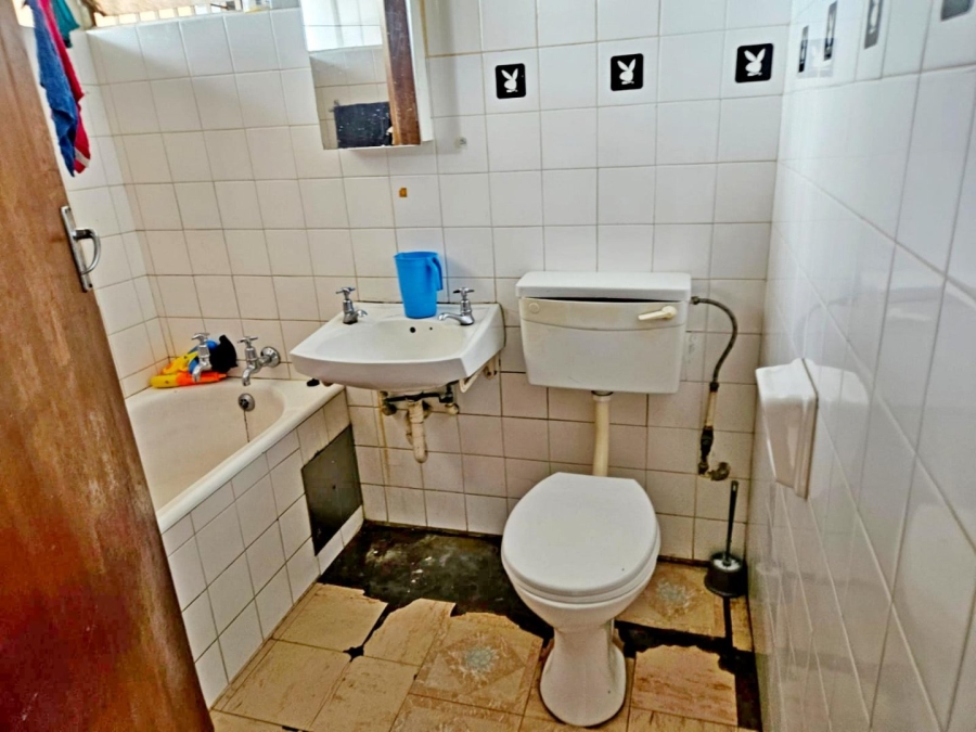 1 Bedroom Property for Sale in Kempton Park Central Gauteng