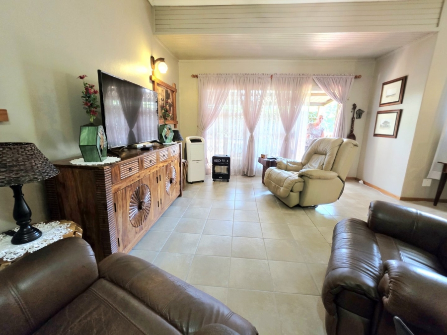 3 Bedroom Property for Sale in La Montagne Gauteng