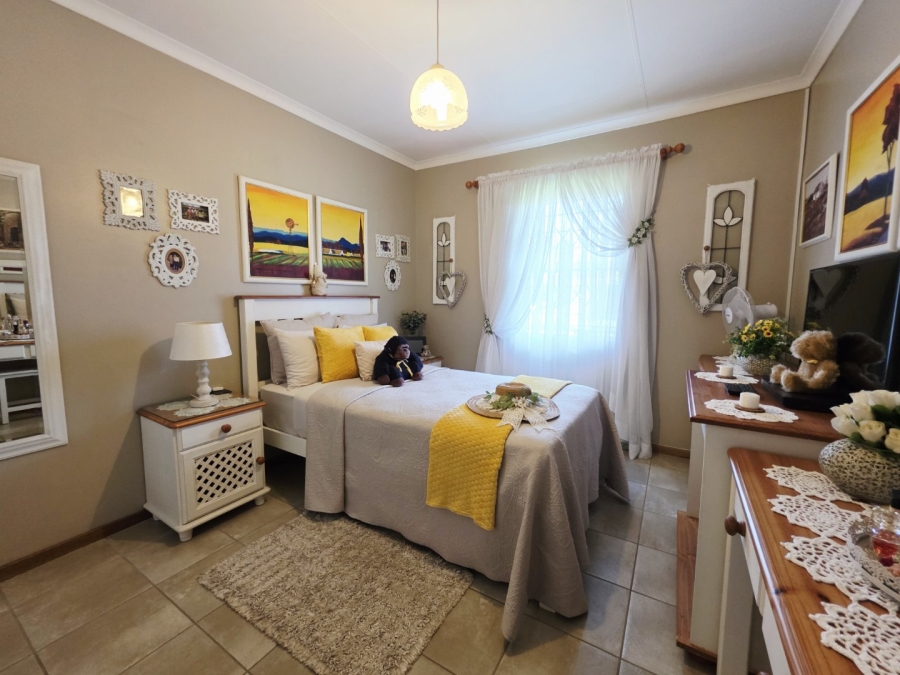 3 Bedroom Property for Sale in La Montagne Gauteng