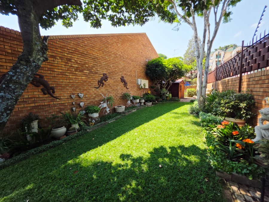3 Bedroom Property for Sale in La Montagne Gauteng