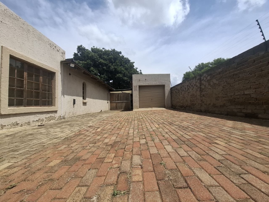 3 Bedroom Property for Sale in Wychwood Gauteng
