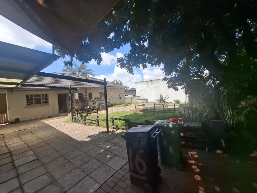3 Bedroom Property for Sale in Wychwood Gauteng