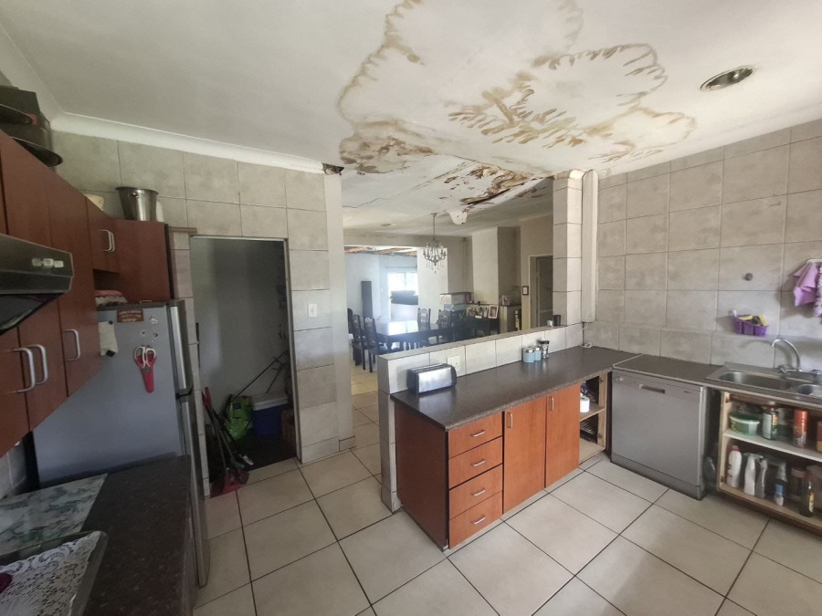 3 Bedroom Property for Sale in Wychwood Gauteng