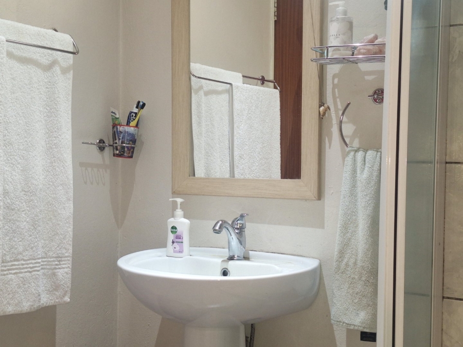 To Let 1 Bedroom Property for Rent in North Riding Gauteng