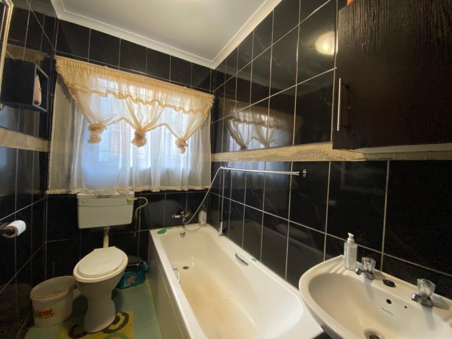 To Let 2 Bedroom Property for Rent in Soshanguve XX Gauteng