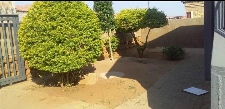 To Let 2 Bedroom Property for Rent in Soshanguve XX Gauteng