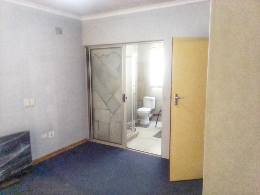 To Let 3 Bedroom Property for Rent in Katlehong South Gauteng