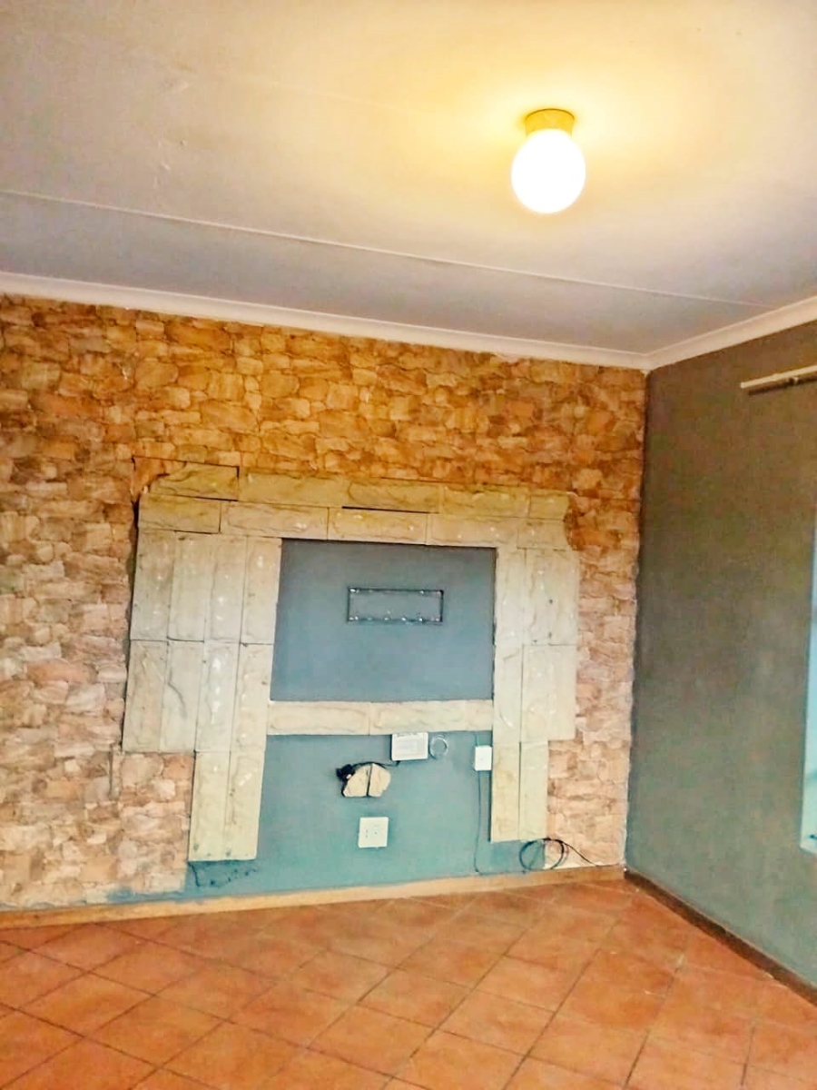 To Let 2 Bedroom Property for Rent in Riverlea Gauteng