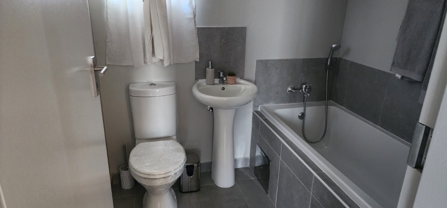 2 Bedroom Property for Sale in Savanna City Gauteng