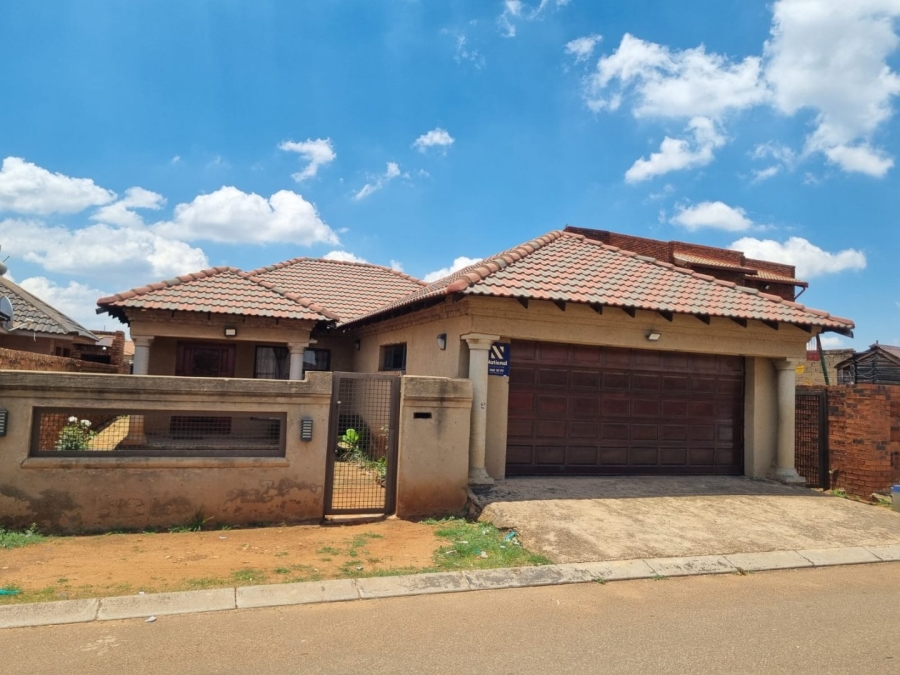 3 Bedroom Property for Sale in Vosloorus Gauteng